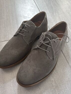 Classic Men's Grey Suede Dress Shoes